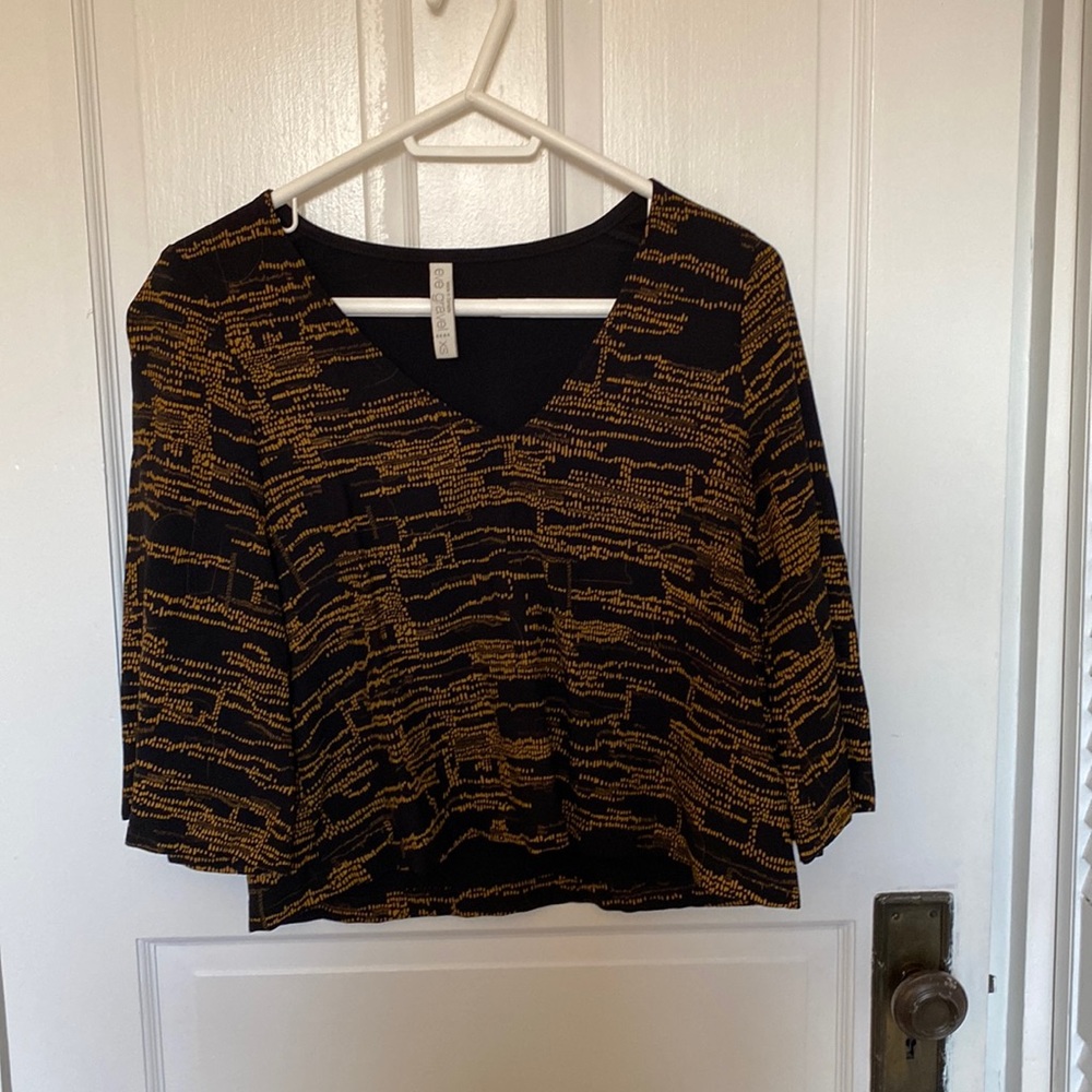 Eve Gravel Top